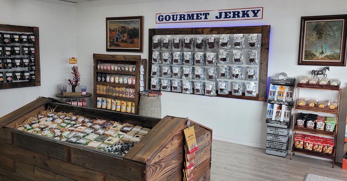 JerkyVille's tweet photo. What do you guys think of the shop? 🤠🇺🇸

We’re located on 27140 Shadel Rd, Menifee, CA 92586

Order online at https://t.co/kvS6H5H5jS! https://t.co/mgKGr0d52u