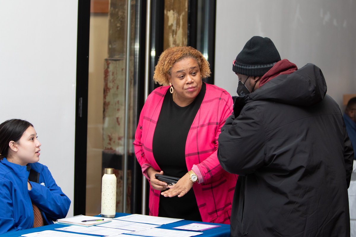 Our #SeasonsEatings Food Distribution & Resource Fair brought wholesome, heartwarming food & resources to people in the multicultural Flatbush community because of our partners/ volunteers. 

Thank You @NYCImmigrants @NYAMCunningham @lyft   @jumpinbrooklyn @COPOUSA