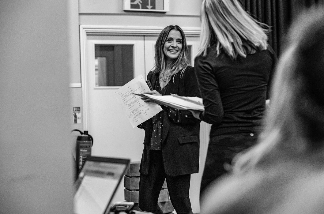 holly_prentice's tweet photo. First run tomorrow of our beautiful ‘Light in the Piazza’ at @Yourallypally ! 🇮🇹✨🎶 

Absolutely loved doing the musical staging for this wonderful concert production. The TALENT in that room is breathtaking. Holy f**k! 🤩

Book your tickets now peeeeps🇮🇹🎟🎭✨ https://t.co/IVFqQwijpH