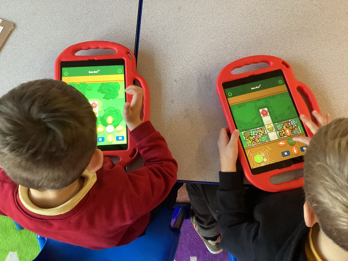 CGIPhillips's tweet photo. We loved using the Bee-Bot app π to practise giving the Bee-Bot instructions. #AmbitiousCapableLearners #CGISciTech https://t.co/dnqfqPD7SX