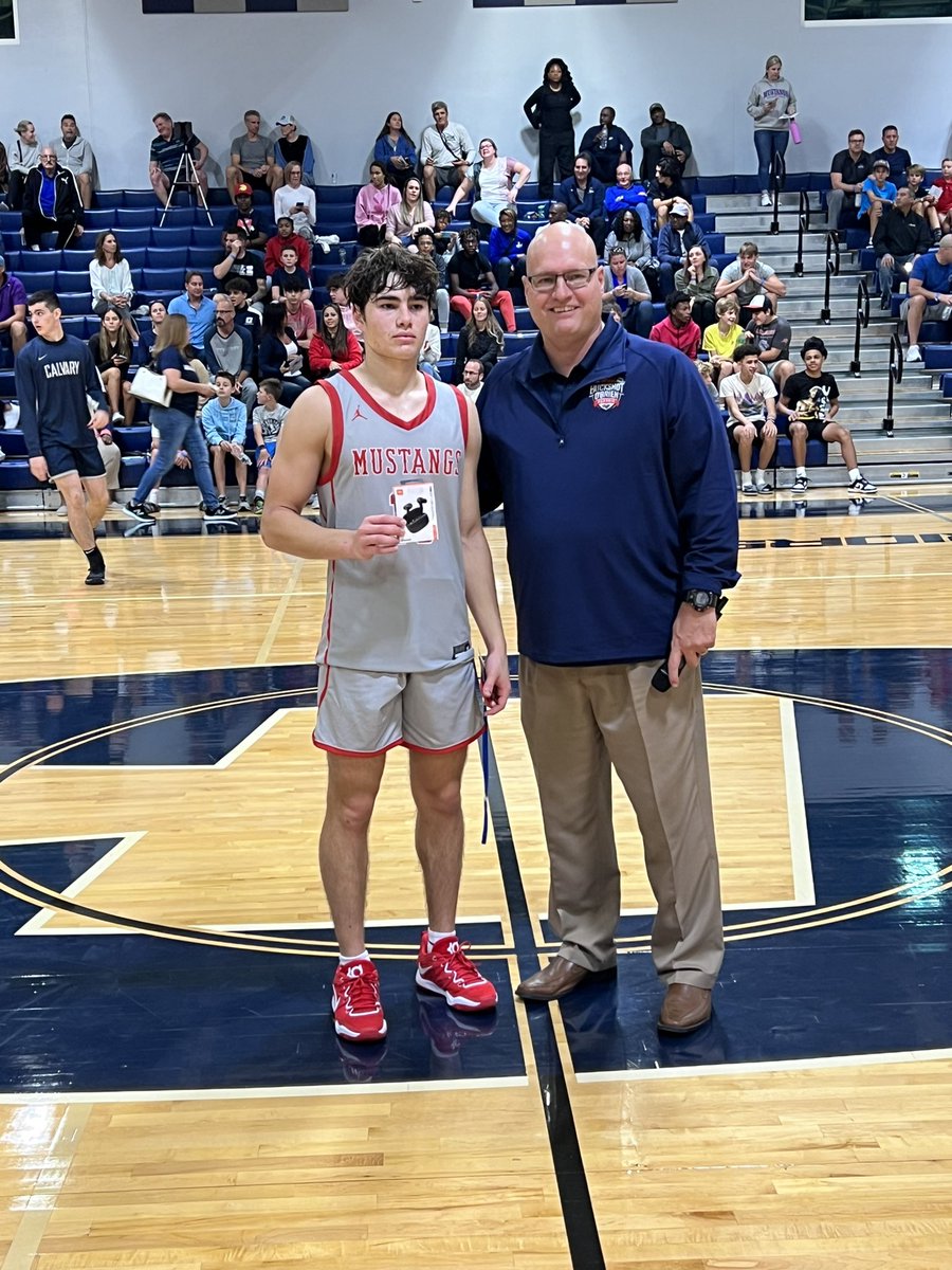 NcsboysBball's tweet photo. @Skylerscull13 earned game, MVP honors at the buckshot O’Brien classic scoring a team high 30pts in a win over IMG blue https://t.co/xahPydjI1w
