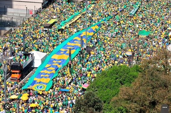 bettycriticonaa's tweet photo. . Dato || Destapado fraude en Brasil 🇧🇷 - Auditoria confirmó que Bolsonaro ganó la segunda vuelta con más del 51%, el pueblo está en las calles pidiendo la anuIación de las elecciones... https://t.co/zEI9KPztXh