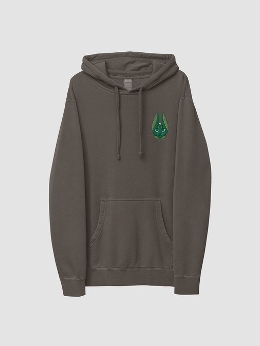 2 pic. I made a clothing line! Code: BLACKFRIDAY for 20% off anything :)
https://t.co/bDN1Y03cfX https://t