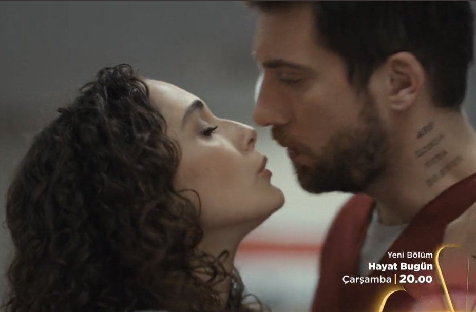 DiiziD1's tweet photo. Yeni ship kilidi açılmıştır arkadaşlar 😂👌🏻
#HayatBugün #AzMer https://t.co/ybAbRSm0w8
