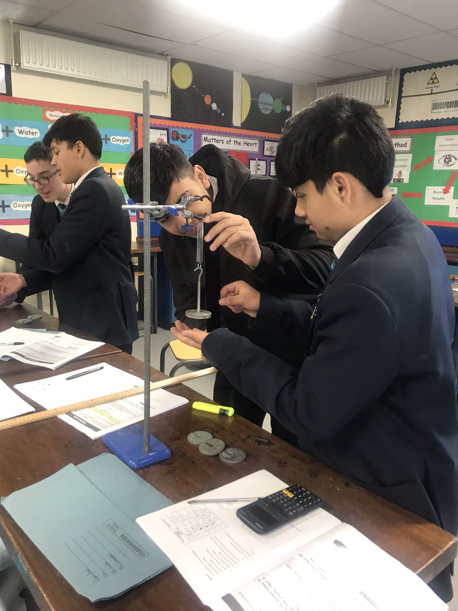 ScienceMalone's tweet image. Investigating Hooke’s Law requires accurate measurement @MaloneCollege