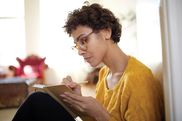 Coping_Cancer's tweet photo. Here's how you can use expressive writing to promote emotional healing.
https://t.co/fLFxTmgiMm
#CopingWithCancer https://t.co/06O8MzX9dE