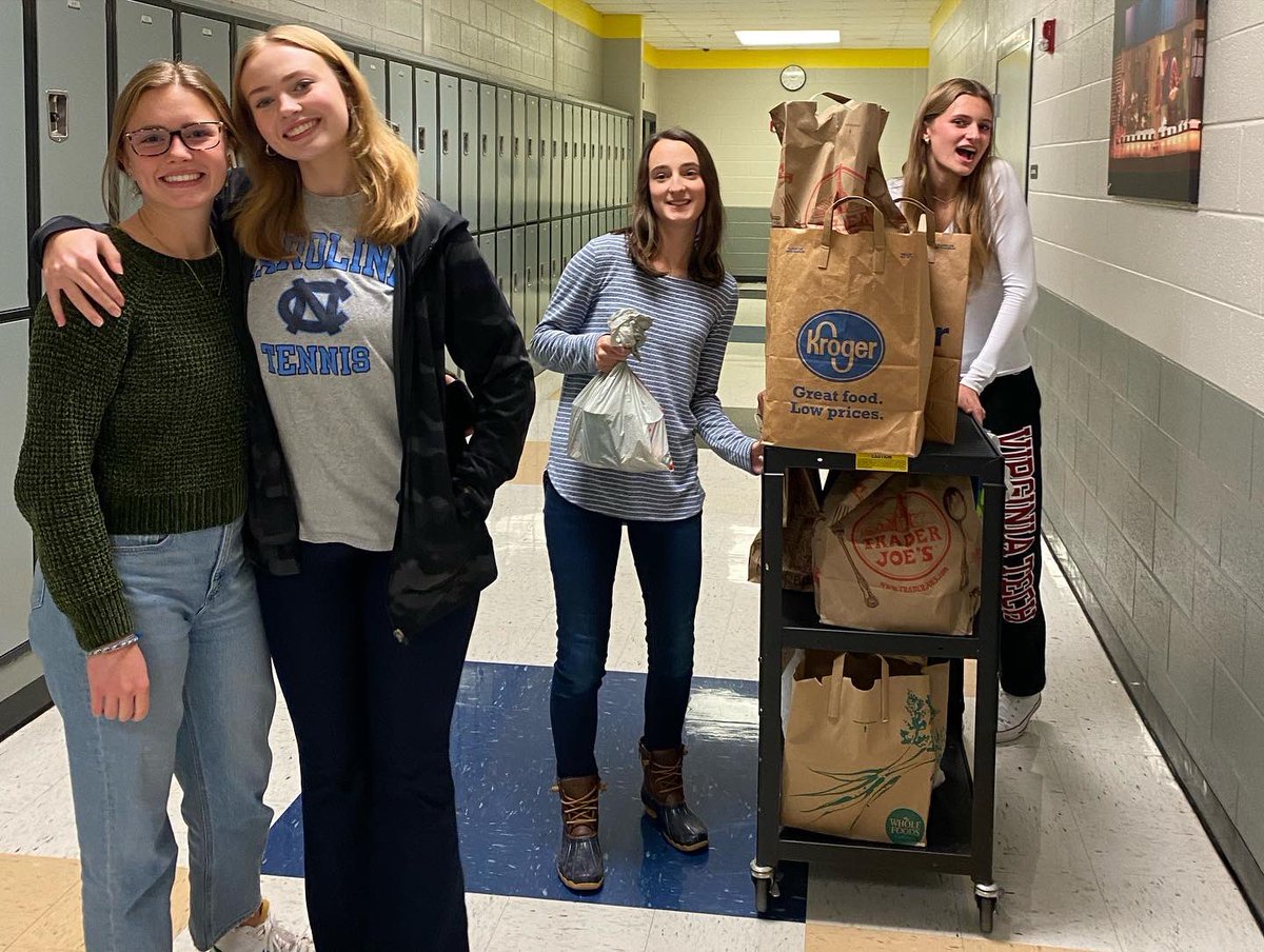 ghsinteract_'s tweet photo. Thanks to everyone that donated to our canned food drive!! https://t.co/pXFVOjXCWg