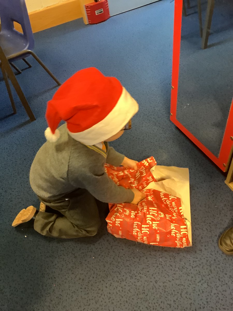 Reception at Staines Prep tweet media