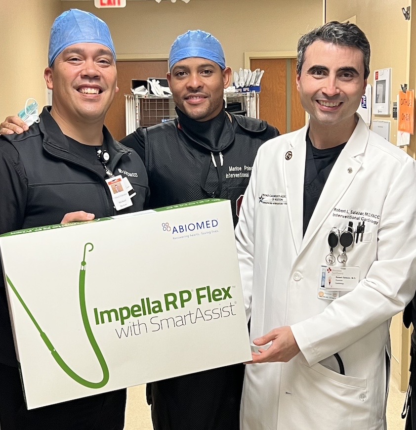 DrRobertSalazar's tweet photo. Last week Dr. Prince and I were the first in Texas to implant the Impella RP Flex and second in the world!
@DrSethdb @Abiomed https://t.co/hAN1BEMl0r