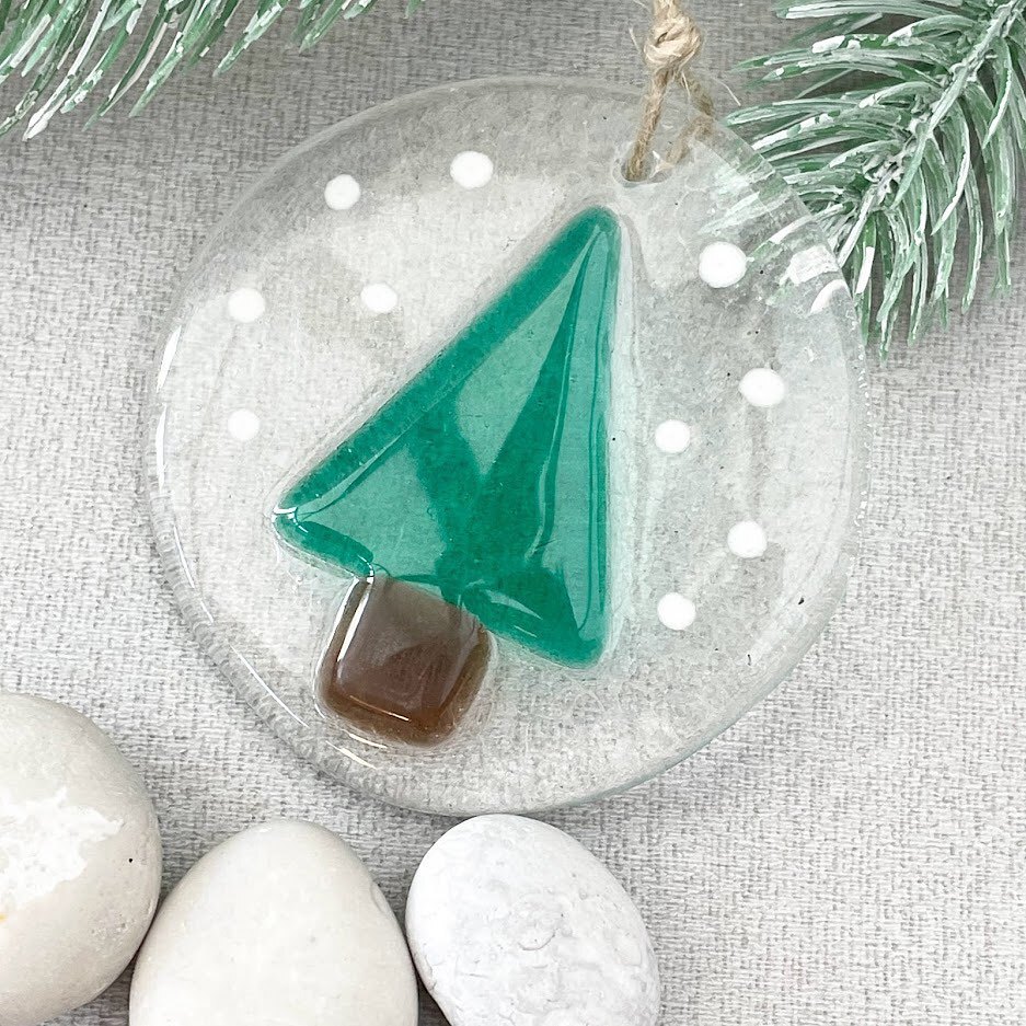 It’s beginning to look a lot like Christmas! 🎄✨💚

Hands up ~ who already has their tree up?

Hands up again… who needs one of these beautiful decorations from <a href="/blueberryglass/">Blueberry Glass</a> to hang on it?

Us us us! 🙋‍♀️🙋‍♀️🙋🏻 🎄🎄🎄

Well your luck is in - join us TH… instagr.am/p/ClUTTqUrt5l/