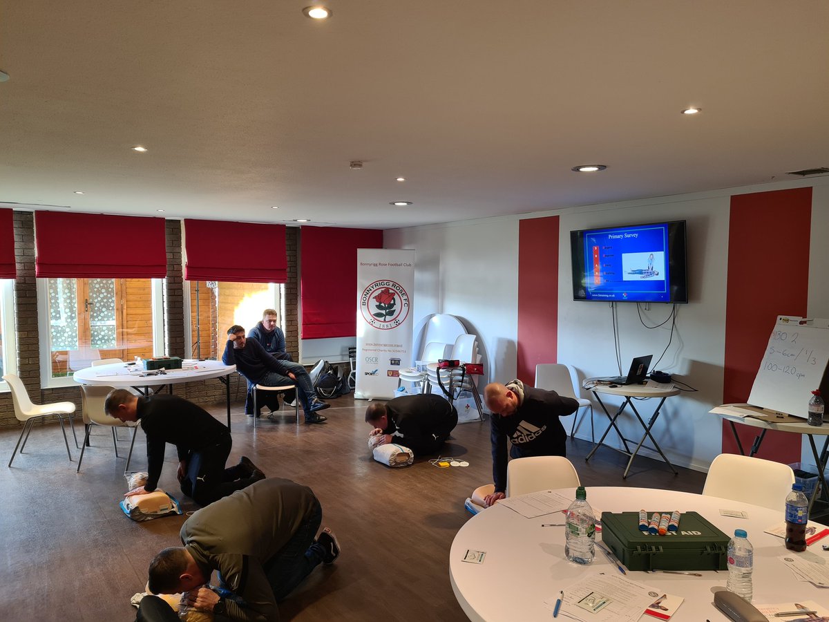 TrainingFa's tweet photo. Last week we delivered a sports injury on behalf of @BonnyriggCFC.
Great group to work with and mixture of experience within the group. More coaches upskilling to safeguard their players
#SportsInjury #DRAB #ChildCPR #AED #SYFA #ESSDA #SERYFA https://t.co/fAzcYZYQIw