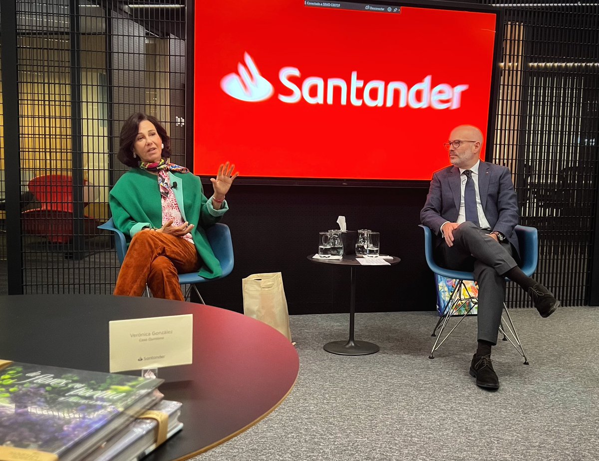 Gran charla con <a href="/AnaBotin/">Ana Botín</a> , presidenta de <a href="/bancosantander/">Santander</a> .
Gracias por esta iniciativa de escuchar las necesidades de las pymes mexicanas.