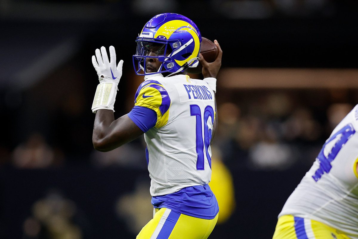 AdamSchefter's tweet photo. The Rams’ new likely QB1: https://t.co/iw1gnNQ5XK