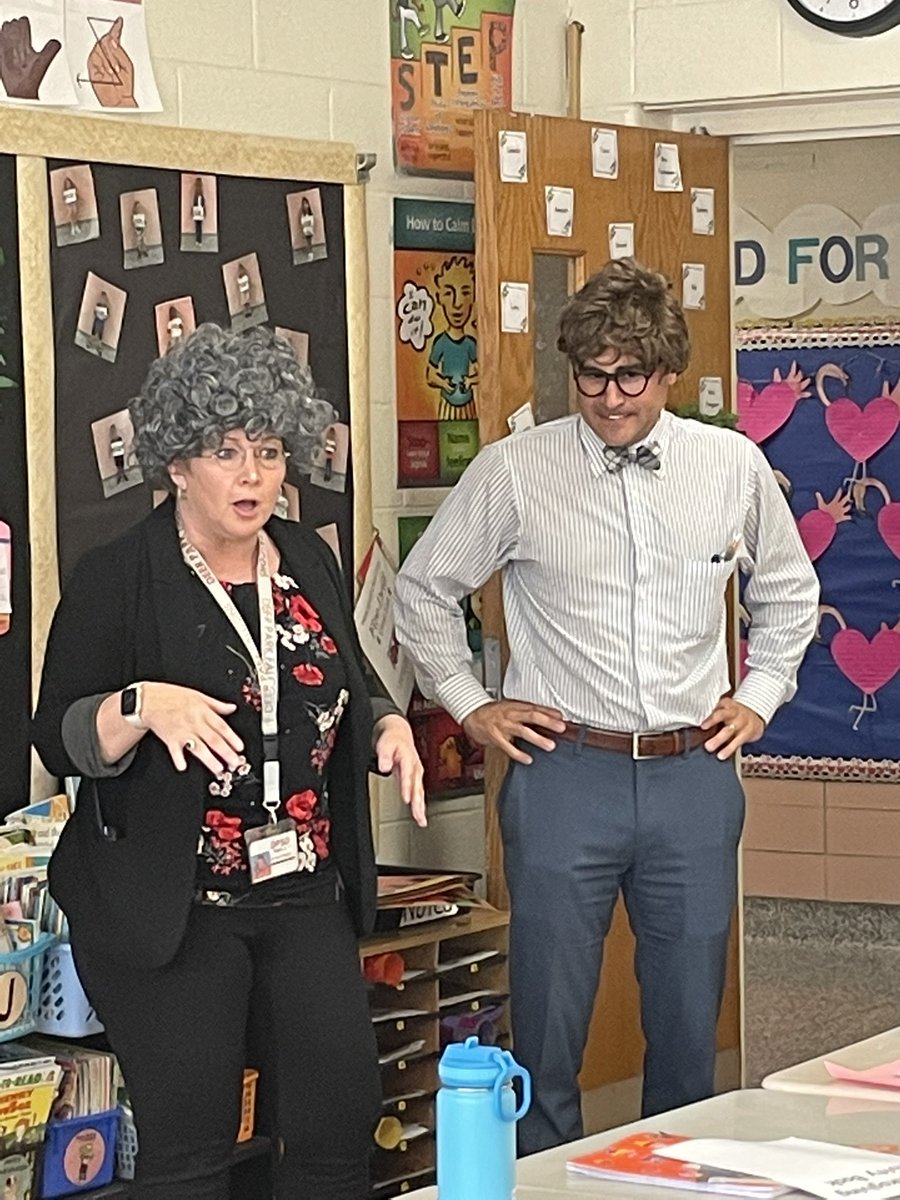 Mrs. Frischeisen and Mrs. O’Hara tweet media