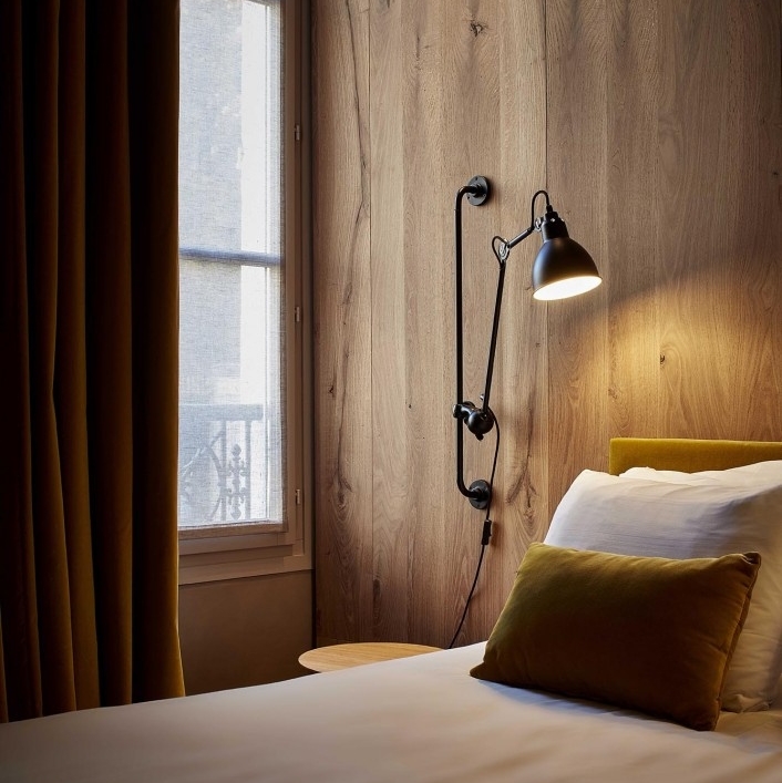 Interior_Deluxe's tweet photo. Over a bedhead, at the edge of a desk or table… it’s up to you!

Catch DCW Editions on Sale for Black Friday!
https://t.co/sw0pQDFTTw

#interiordeluxe #interiordesign #interiordesigner #interior #lighting #iconic #timelessdesign #lightingdesign #bedroom #light #hoteldesign https://t.co/OPS4brl3Rq