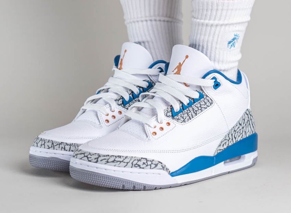 JustFreshKicks's tweet image. On Foot Look at the 2023 Air Jordan 3 “Wizards” PE 🧙‍♂️ bit.ly/3Ba4agj