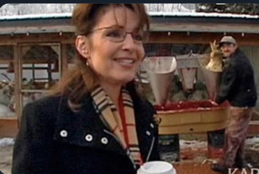 my_tv_life's tweet photo. It’s Thanksgiving. Time to repost former Governor Palin’s legendary turkey pardoning. https://t.co/cczcmsjBdn