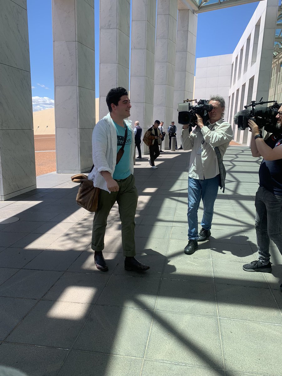 Andrew Greene (@andrewbgreene) on Twitter photo A day after being removed by federal police <a href="/DrewPavlou/">Drew Pavlou 🇦🇺🇺🇦🇹🇼</a> has re-entered Parliament House without incident - but the human rights campaigner still hasn’t been given an explanation for his initial ban A day after being removed by federal police <a href="/DrewPavlou/">Drew Pavlou 🇦🇺🇺🇦🇹🇼</a> has re-entered Parliament House without incident - but the human rights campaigner still hasn’t been given an explanation for his initial ban