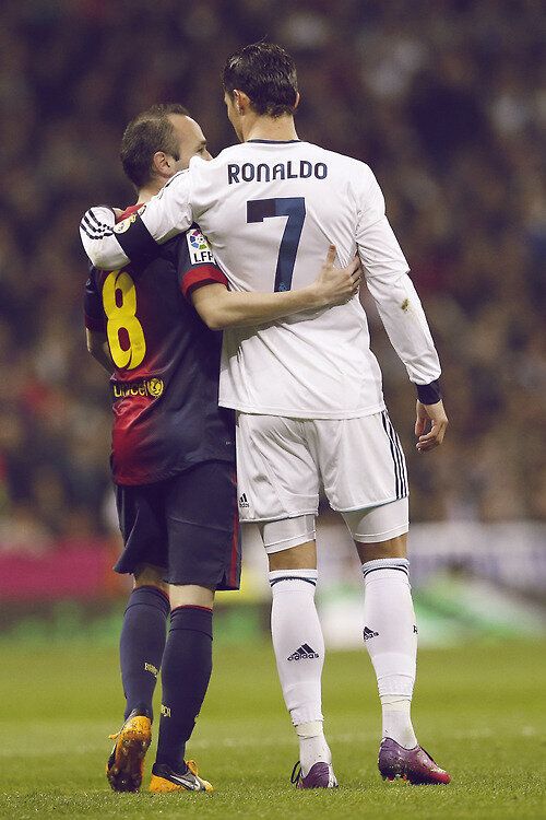 CristianoXtra_'s tweet photo. ANDRÉS INIESTA: 

"Cristiano Ronaldo can play for any club in the world." https://t.co/ROusg8DKTN