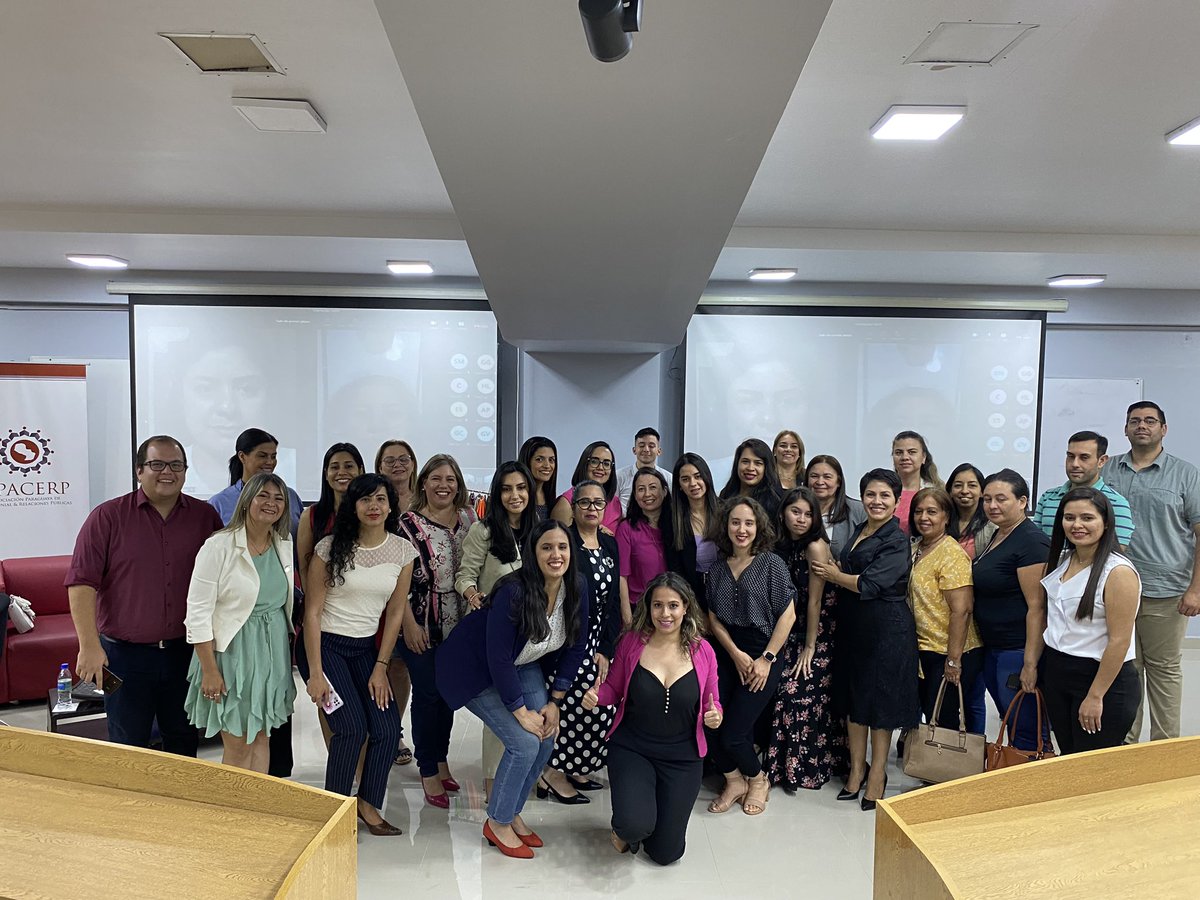 apacerppy's tweet photo. 🙌🏻Gracias a todos por participar del Seminario de “Consultoría de Imagen en la actualidad” 🎉
#apacerp #marketingperaonal #asesoriadeimagen https://t.co/jle1rM5y3K