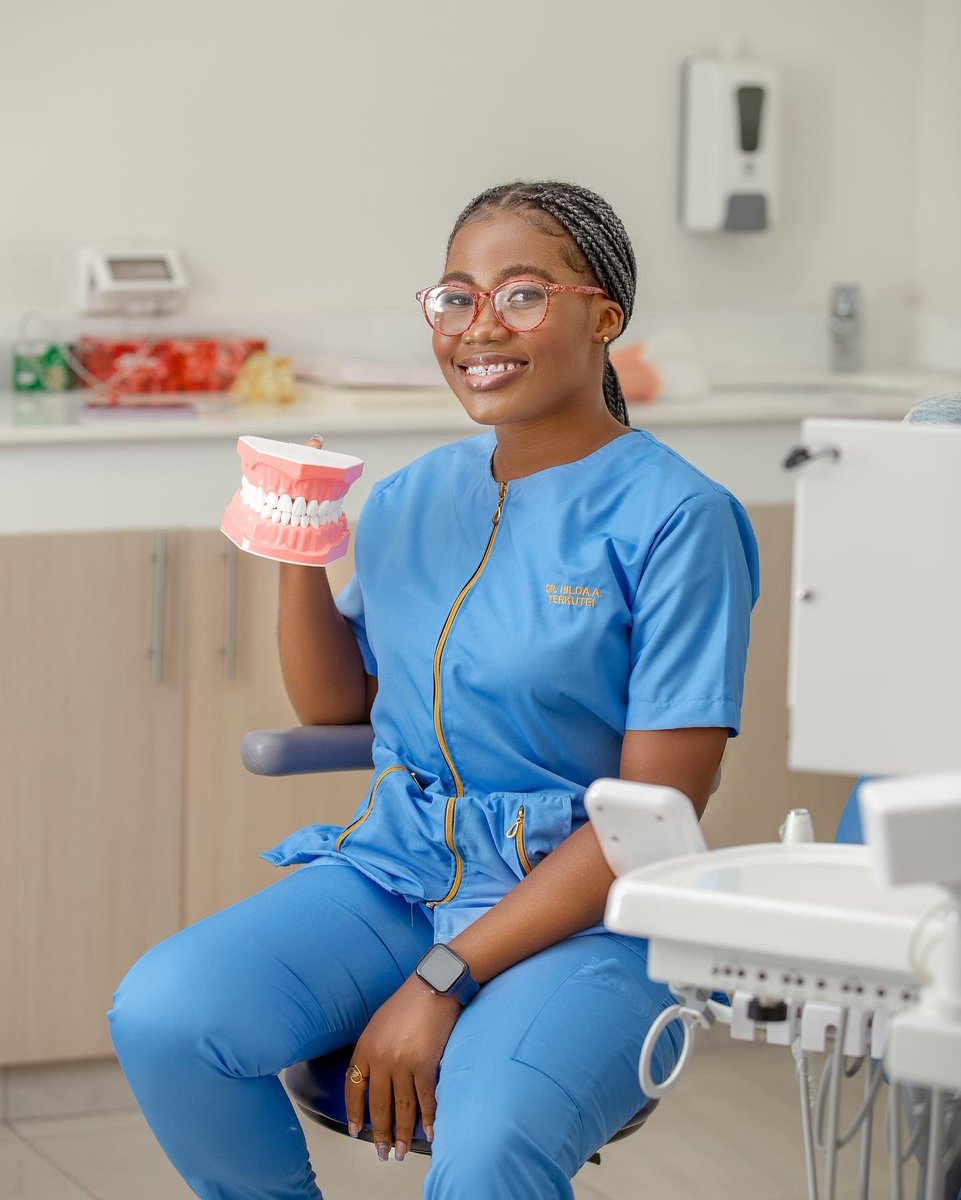 abla_hilda's tweet photo. Proudly, your official tooth-fairy☺️❤️

Dr. Hilda A. Terkutei https://t.co/d7FHMm95dk