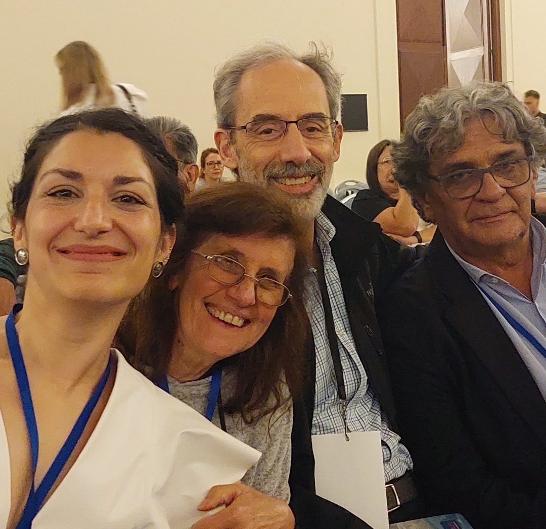 Comités de investigación, Bioética y Género de <a href="/SATIarg/">SATI</a> en el último Congreso de Mar del Plata. Nuestros queridos compañeros Pablo Rossini y Héctor Ferraro, siempre es un gusto coincidir! <a href="/AnaliaOcchiuzzi/">Analia Occhiuzzi</a> Mónica Capalbo