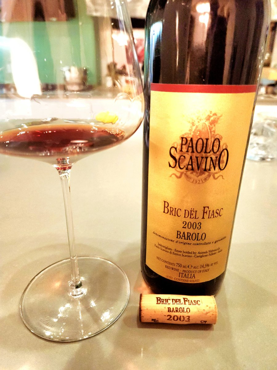 domewine's tweet photo. New post on IG 

Have you ever drunk Barolo Bric del Fiasc Paolo Scavino?

Here i opened a bottle of 2003 vintage.

My impression on the link here below
                          👇
https://t.co/5pKBcoY1PG https://t.co/E1iBGQ9o8L