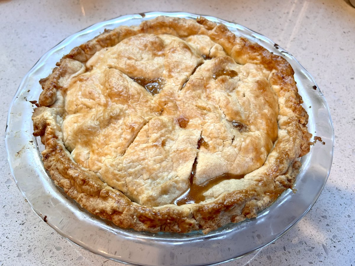 jdvogt's tweet photo. The vote this year was for Apple vs. Pumpkin pie, so here it is! Wonder if we can keep from eating it til tomorrow… https://t.co/F58KDZ6niv