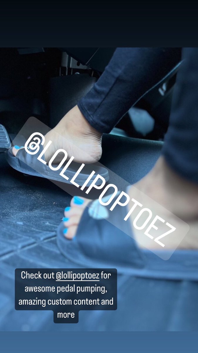 SneaksLove's tweet photo. @lollipoptoez on Instagram #slides #pedalpumping #adidas #higharches #feet #bluetoes #adilette https://t.co/M3MUR7RVFW
