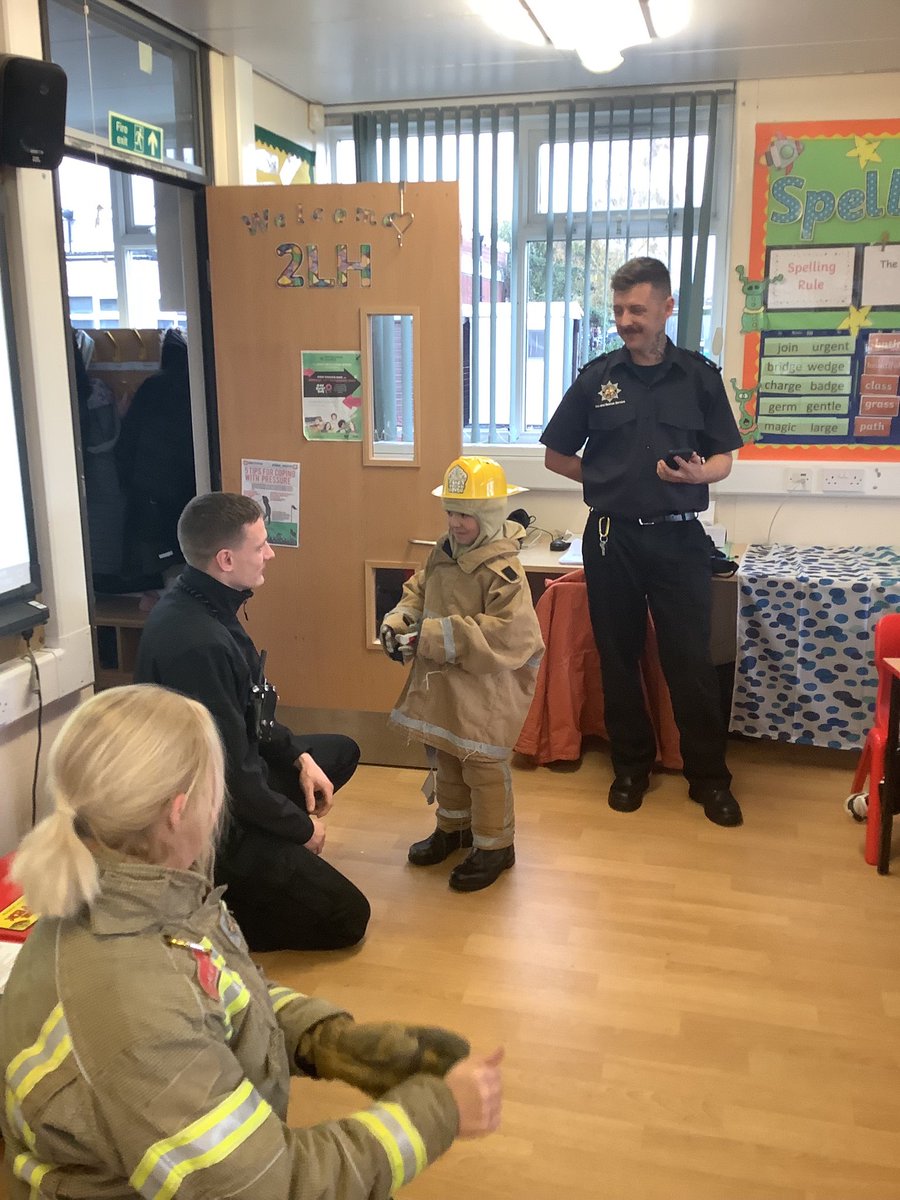 Today Year 2 enjoyed a visit from Stopsley Community Fire Station . We learnt all about the important role of a Fire Fighter and the special equipment they use.