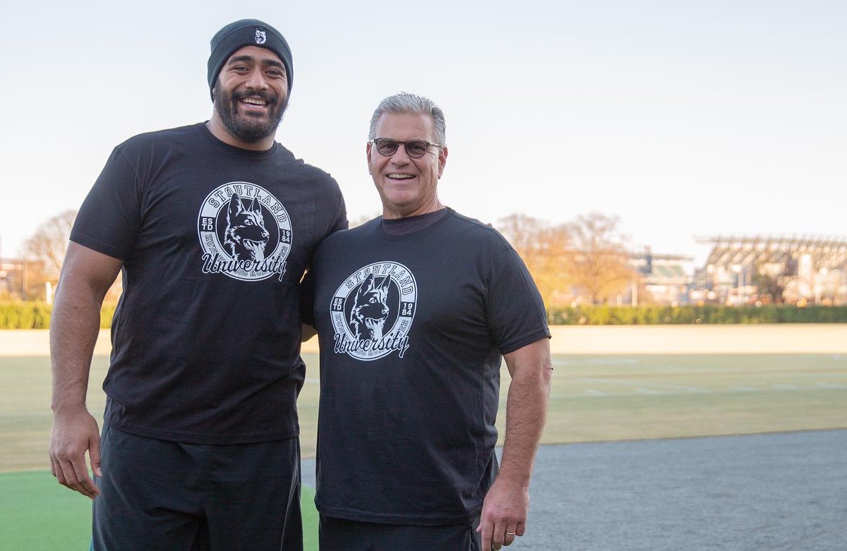 eaglesautism's tweet photo. Stoutland University Class of 2022👨‍🏫

This shirt was designed by Eagles Offensive Line Coach Jeff Stoutland’s daughter, Madi, and Coach Stoutland who lives by the “Hungry Dogs Run Faster” motto. All proceeds from the sales go to EAF!

👕 https://t.co/Wm1LRdk5Bs https://t.co/qZMJWUabsI
