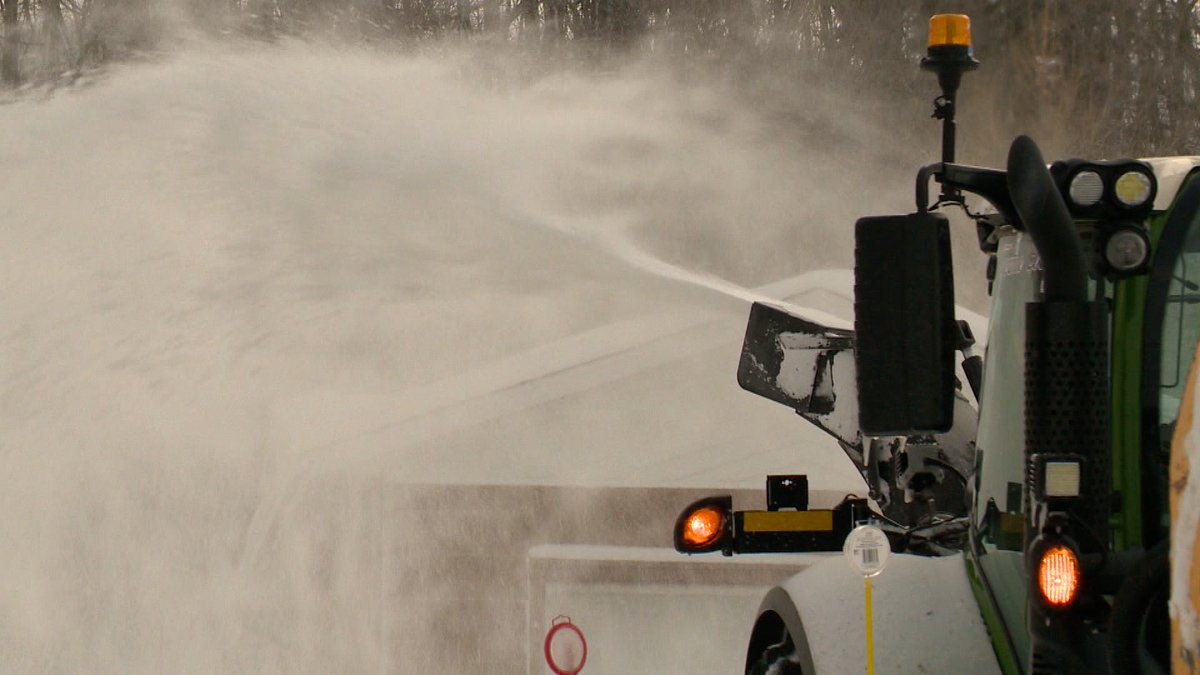 Attention aux « faux déneigeurs » : plusieurs citoyens ont payé pour un service qu’ils n’ont jamais reçu. cimtchau.ca/?p=114880 <a href="/tvanouvelles/">TVA Nouvelles</a>