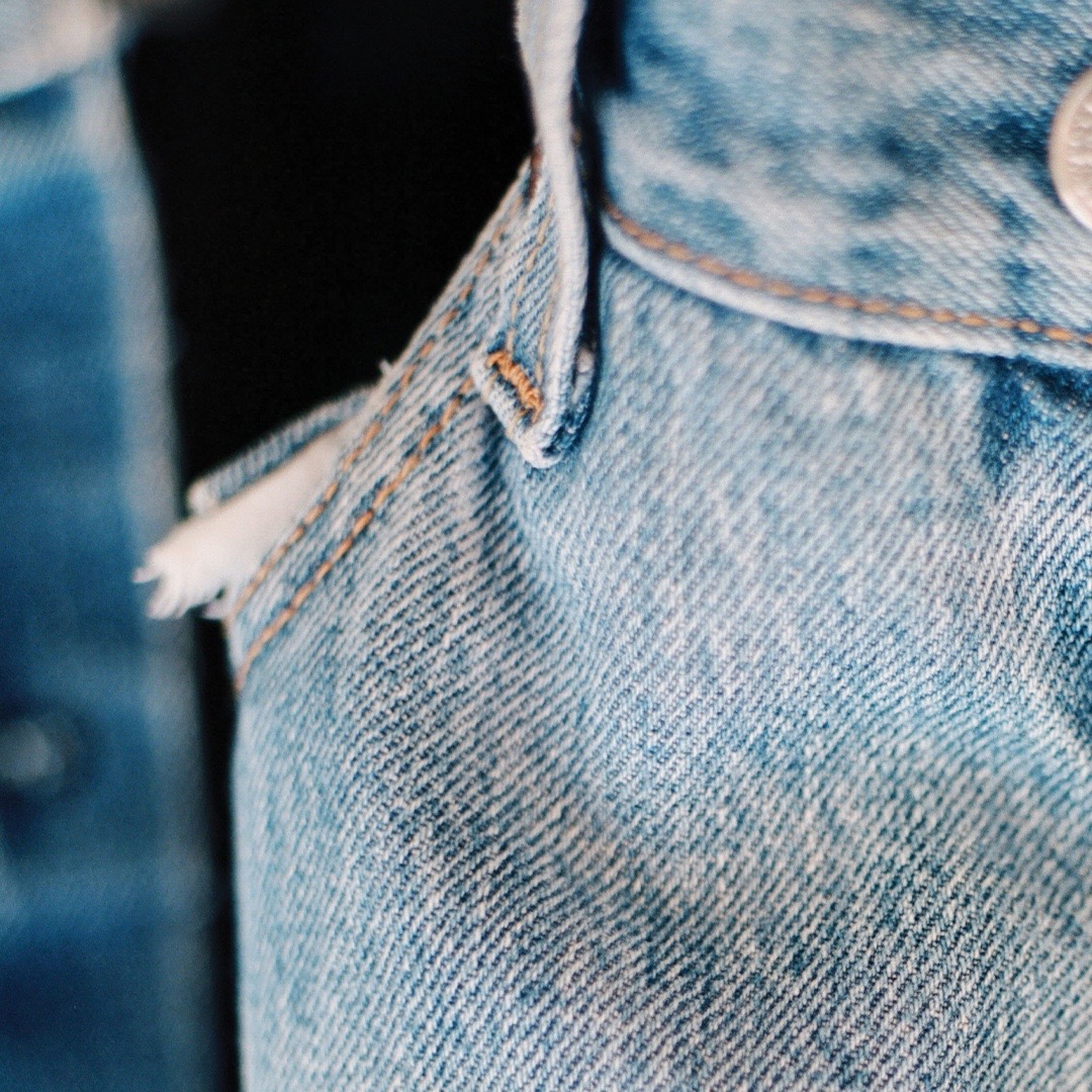 Levi's Argentina tweet media