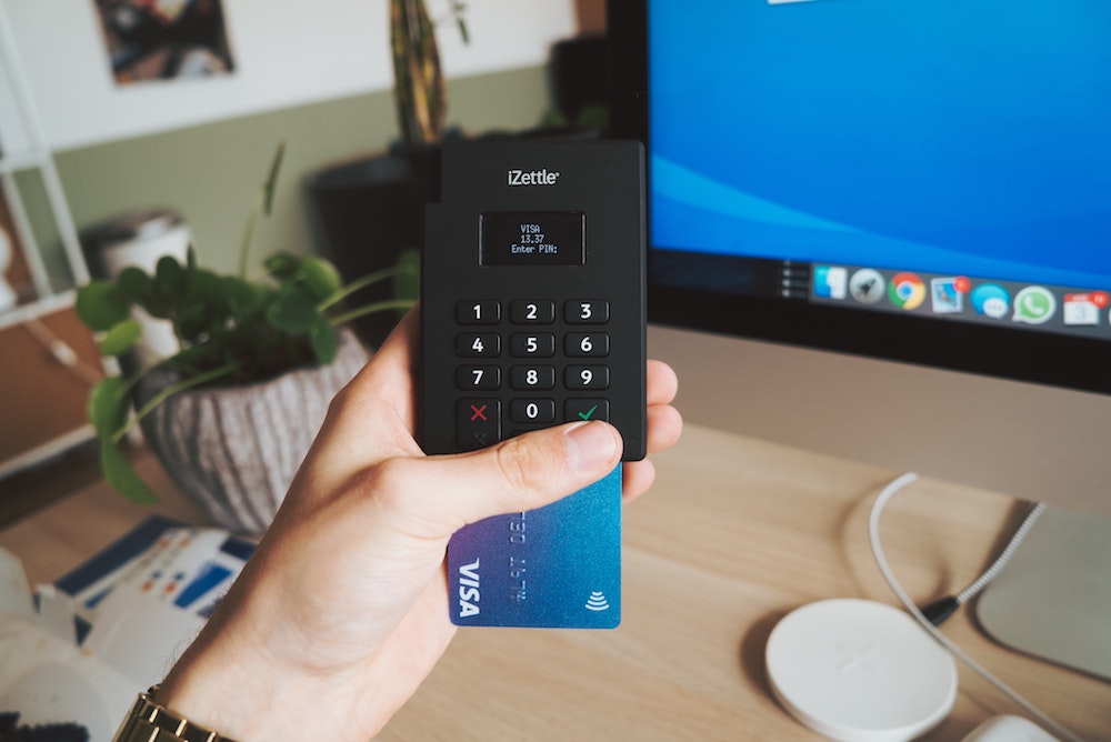 youngmonfinance's tweet photo. What's in my wallet 2022 edition - i.e. the cards I have and use to maximize my travel rewards: https://t.co/u1EeQwlqvO https://t.co/olJ8s5Hjkg