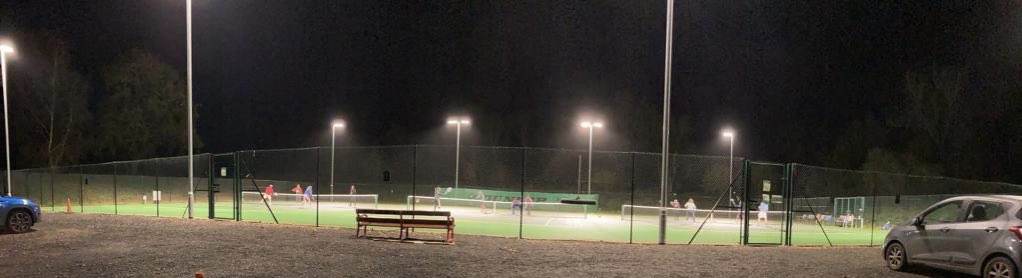 tattershalltc's tweet photo. Great to have the courts buzzing under the lights 🤩

From tots to juniors to adults, we have a session for everybody, so get in touch if you fancy a go 🎾

#stayactive #tennis #social #tattershall 

@ltalincs @jade_windley @guygalpin @SeanGalpin https://t.co/ligOjFbgN2