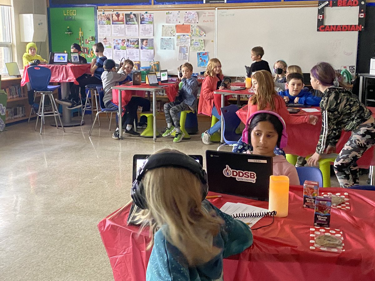 library_GPS's tweet photo. Today we shared our I Am From Poems. Thank-you to @MrCAndersonOCT for showing us some cool editing tips in WeVideo so we could add music and sound effects. @DDSBLibraries @Greenbank_PS @DDSBInnovation https://t.co/TbM0JO8zh5