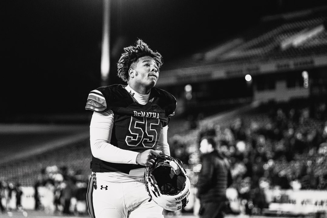 Senior Year Highlights! hudl.com/v/2JuuL4 2nd Team all WCAC O Line @DMCoachbrown6 @tanksdaman2 @CoachMcGregor @CoachHock4 @luke_casey3