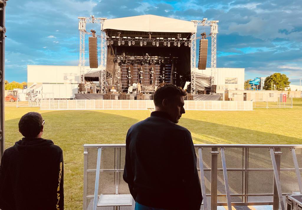 GrooveArmada tweet picture