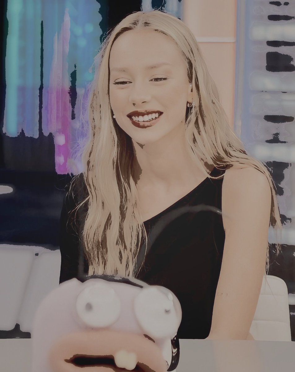 𝘮𝘢𝘳𝘲𝘶𝘦𝘴𝘪𝘵𝘢𝘱𝘰𝘯 ✓ vía instagram post.
Madrid, España.
                      
 ❛ tú criticando y yo creando mi 
 legado, amén.❜ #𝒎𝒂𝒓𝒄𝒉𝒊𝒐𝒏𝒆𝒔𝒔.   #𝒓𝒐𝒔𝒐́𝒏𝒄𝒂𝒍𝒆𝒓𝒖𝒆𝒈𝒂 #𝒅𝒆𝒗𝒊𝒍𝒊𝒔𝒉𝒃𝒂𝒓𝒃𝒊𝒆 #𝒘𝒊𝒏𝒆𝒎𝒂𝒌𝒆𝒓.