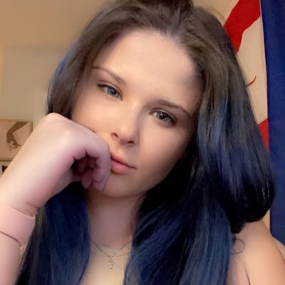 lexi_skye5's tweet photo. #NewProfilePic https://t.co/dsRKytMTqW