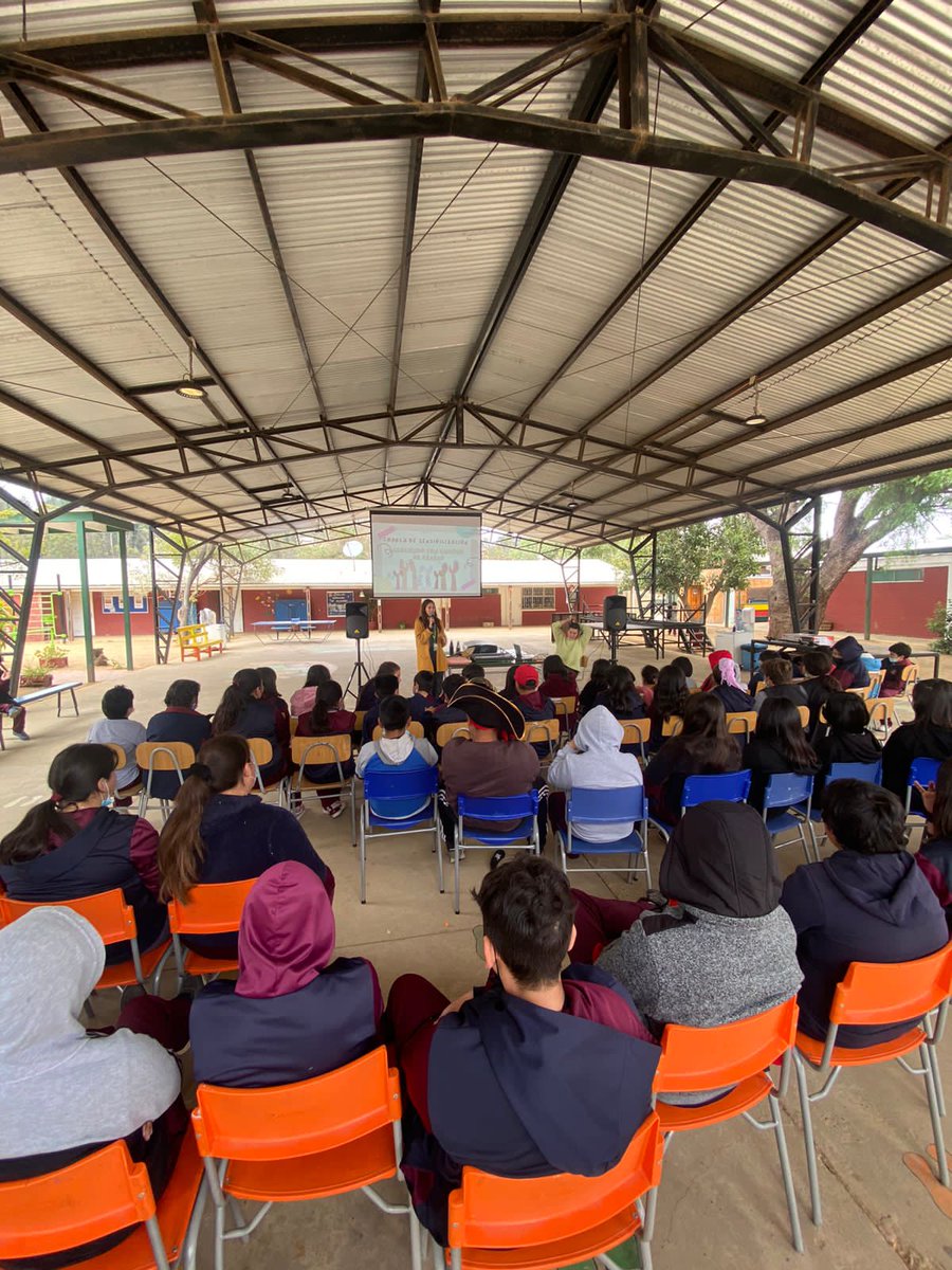 Esc_ElConvento's tweet photo. Hoy @ninasvalientes   nos dieron una charla desde cuarto a séptimo básico con el fin de dialogar sobre estereotipos de género. Fomentar una sociedad que ponga en el centro la equidad de género, el bienestar socioemocional y la participación es tarea de todos. https://t.co/lGgaHaxmdW