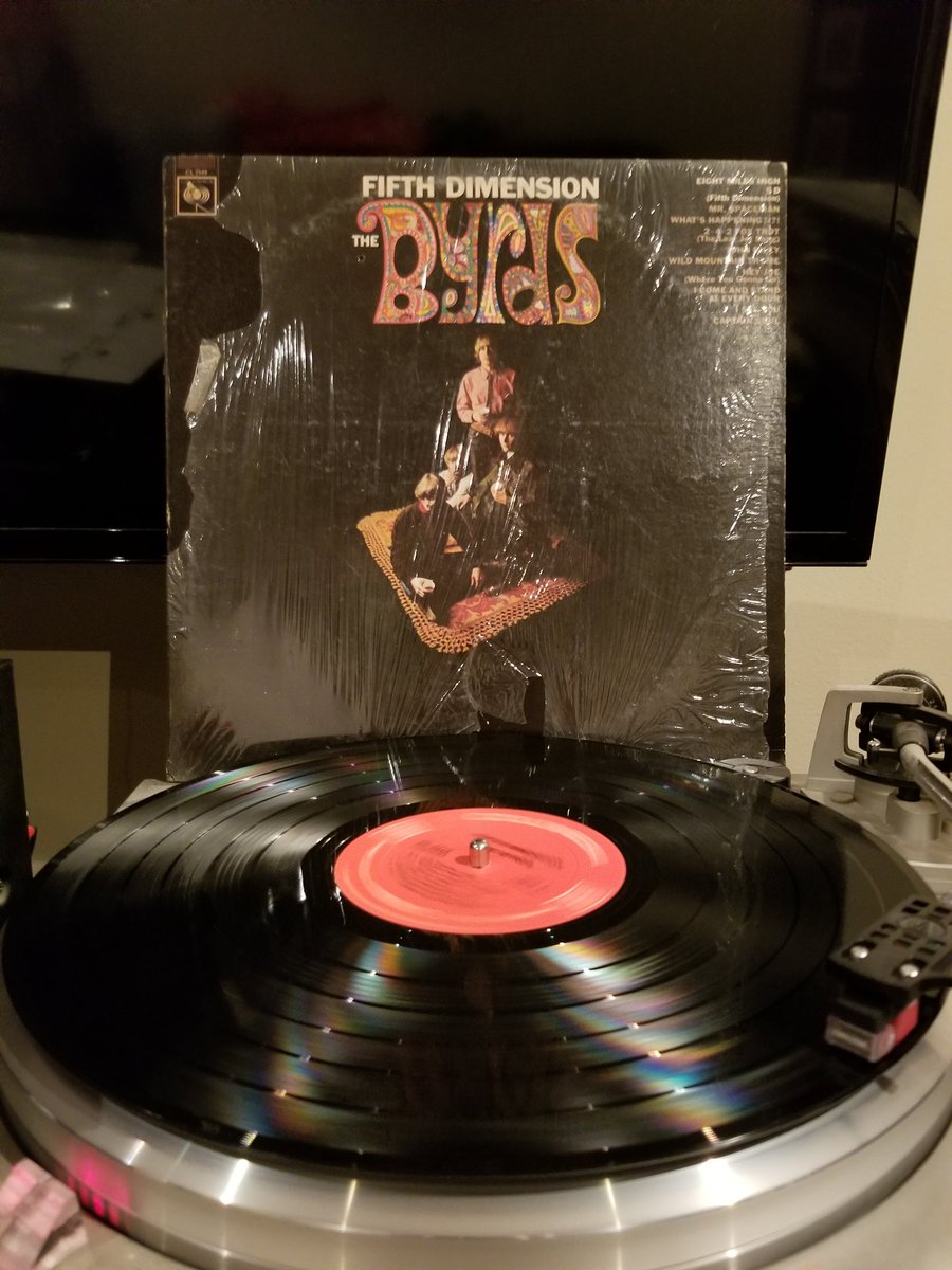 SpinVinyl1's tweet photo. The Byrds Fifth Dimension album is a 60's essential. Eight Miles High is a favorite of the era which has the Coltrane influence in the guitar. Called the first psychedelic song it was banned by radio for implying drug use.
#TheByrds #FifthDimension #EightMilesHigh #vinylrecords https://t.co/FhwvCIGrm4