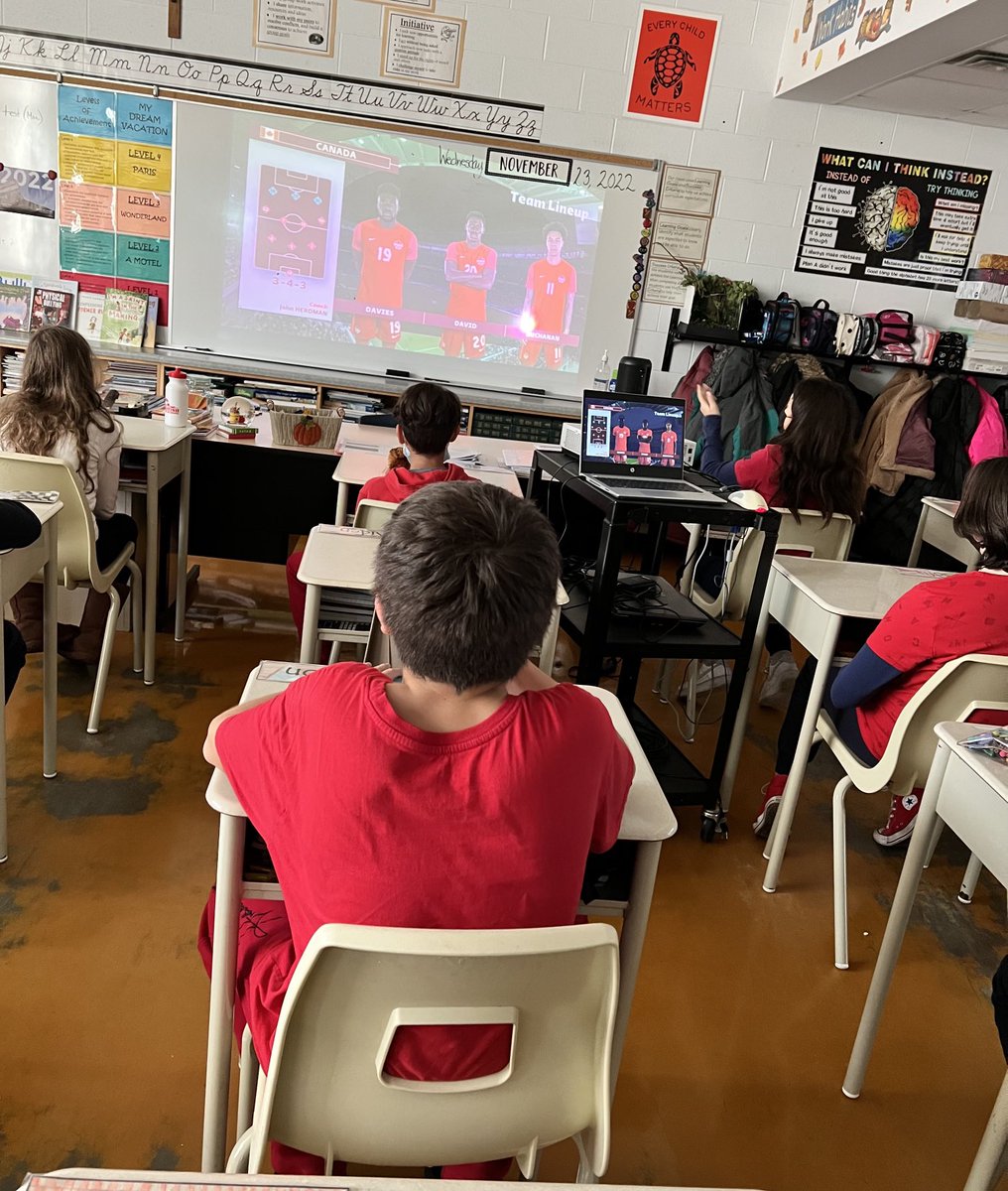 cathymai's tweet photo. They weren’t this calm for long. Enjoyed the first half of game this afternoon. ⁦@CanadaSoccerEN⁩ ⁦@StAnthonytcdsb⁩ ⁦@TCDSB⁩ https://t.co/mqmmhw2K2K