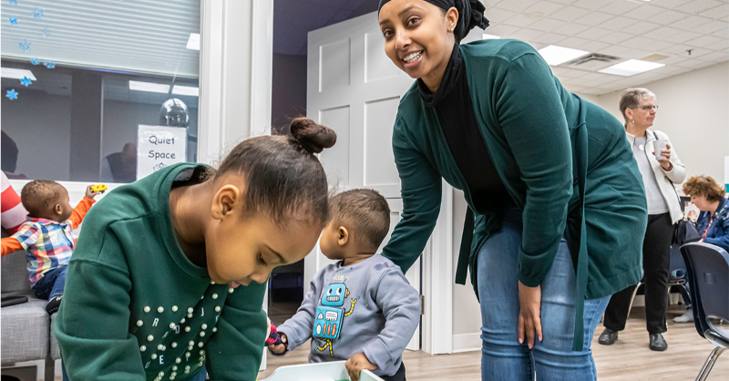 regionofpeel's tweet photo. Looking to engage your newborn to 6-year-old with fun learning activities? 👦🎵     
EarlyON centres have free in-person and online programs to meet your family’s needs.

Learn more 👇