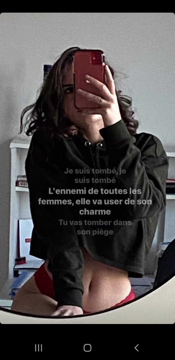 lea_vidal05's tweet photo. Qui viens m'enlever ma culote https://t.co/4USi2T0zLS
