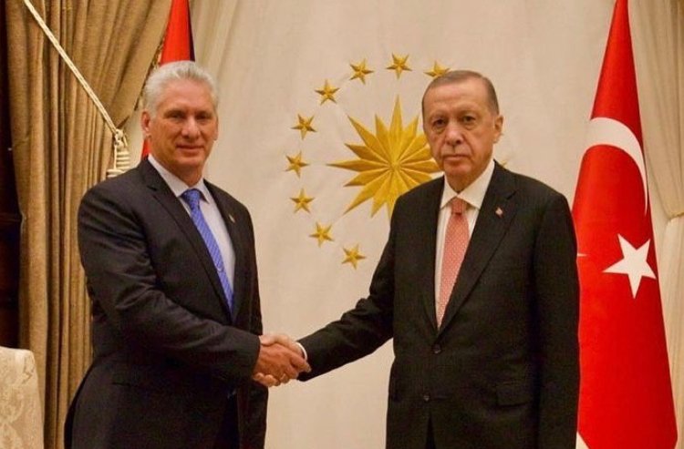 El presidente de la República de #Cuba 🇨🇺, @DiazCanelB, fue recibido hoy por el mandatario turco, @RTErdogan, en el Complejo Presidencial de #Türkiye 🇹🇷.
#DiazCanelEnTürkiye