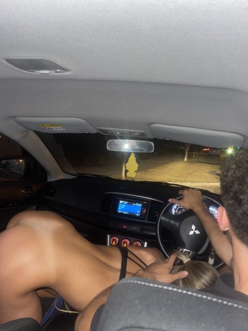 Distracted driving is just as bad as driving drunk😅😈 https://t.co/BO6RQkQT6s