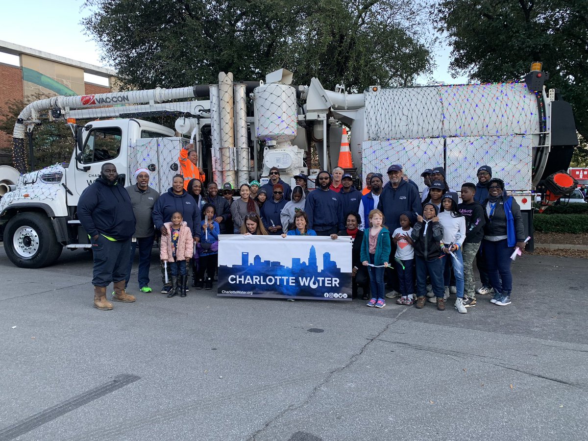 Jackie Jarrell (@jackiejarrell1) on Twitter photo What fun we had walking in the Charlotte Thanksgiving Parade this evening! So grateful to be part of the <a href="/CLTWater/">Charlotte Water💧</a> team! #onewaterstrong #thankful What fun we had walking in the Charlotte Thanksgiving Parade this evening! So grateful to be part of the <a href="/CLTWater/">Charlotte Water💧</a> team! #onewaterstrong #thankful
