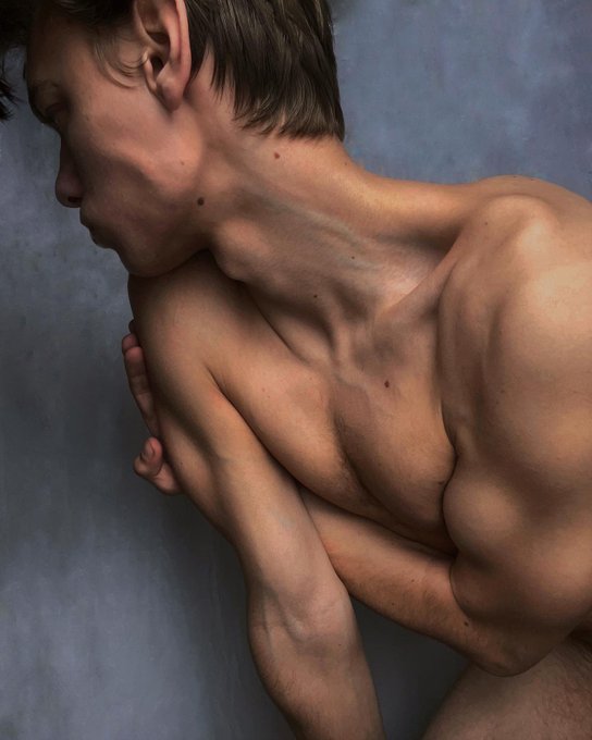 🖤🥀🖤 https://t.co/J3v0y1DYVK https://t.co/tPccKA1h3o