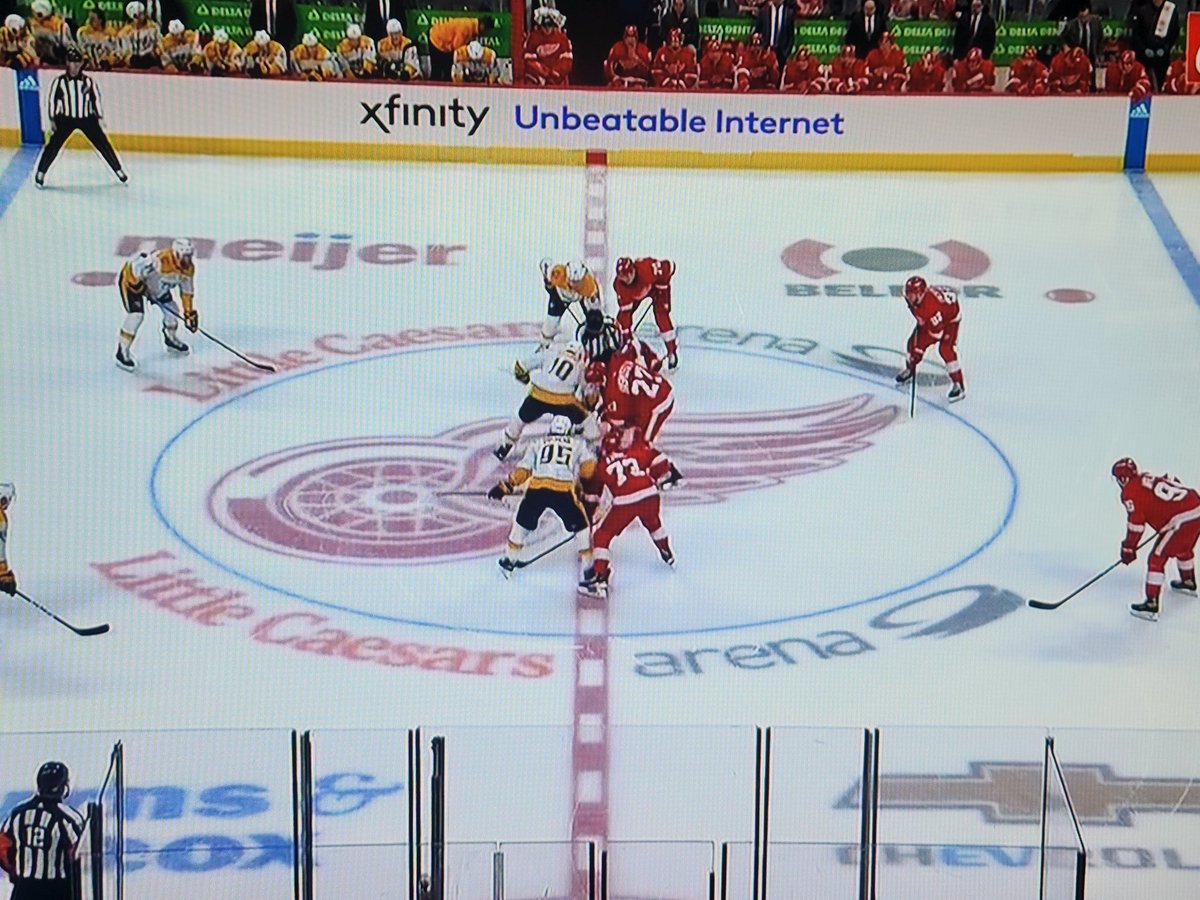 dclynick66's tweet photo. The Puck has just dropped, and we are now officially underway with another fantastic night of Detroit Red Wings hockey!!! 😃 👍 👊 #BeatThePredators #LGRW https://t.co/I1qZ36AUJm